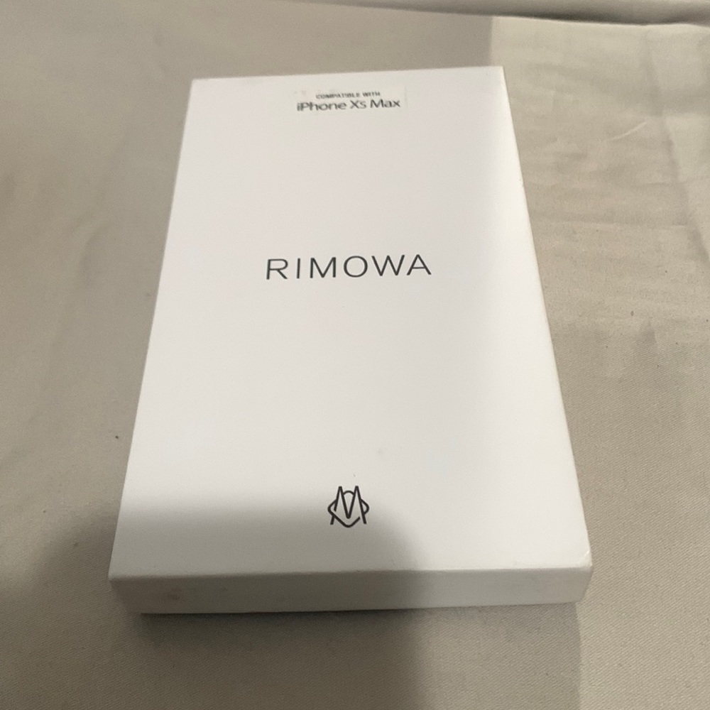 COPY - New Rimowa iPhone XS Max case